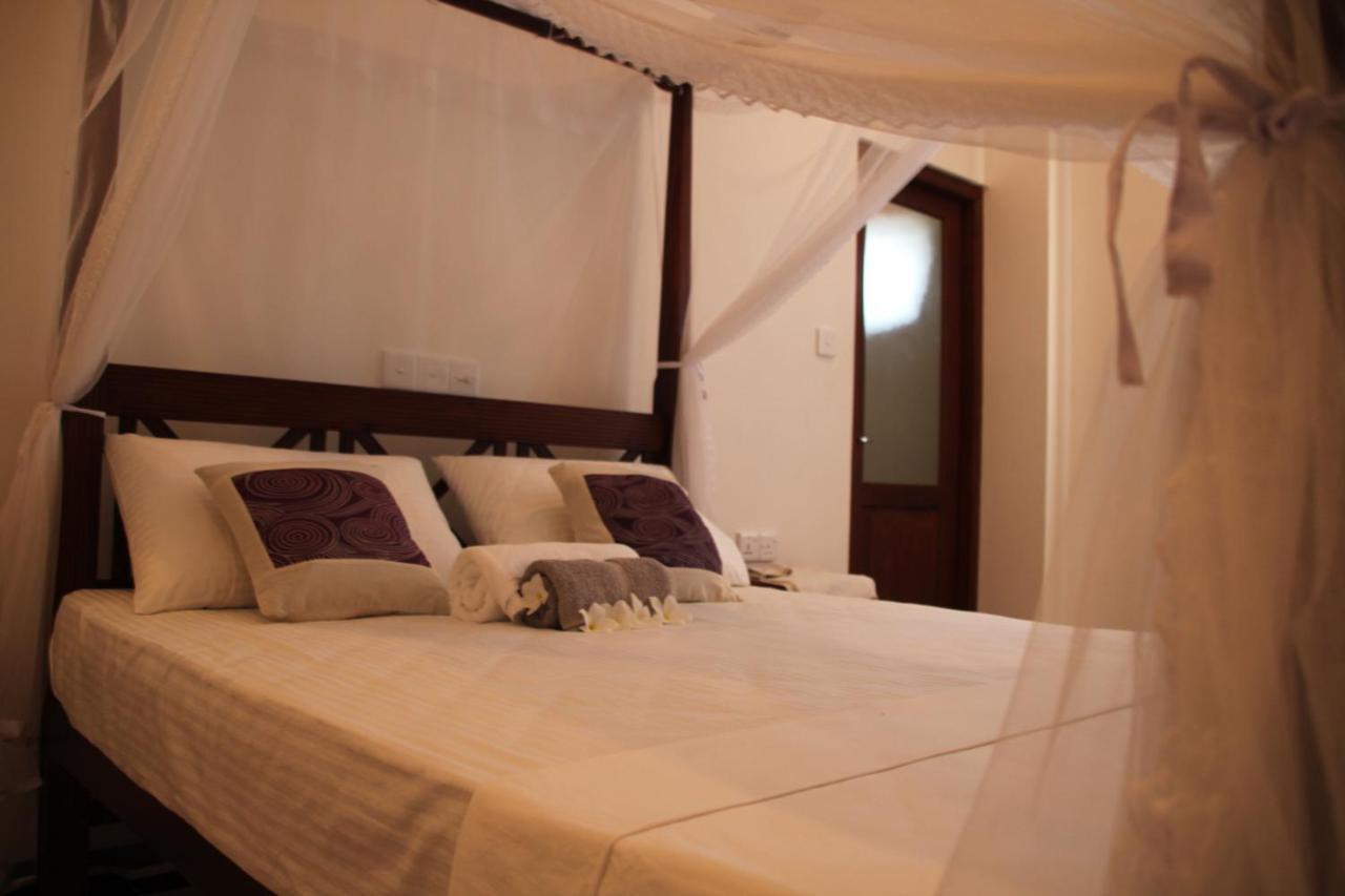 Guesthouse Bodensee Хиккадува Экстерьер фото